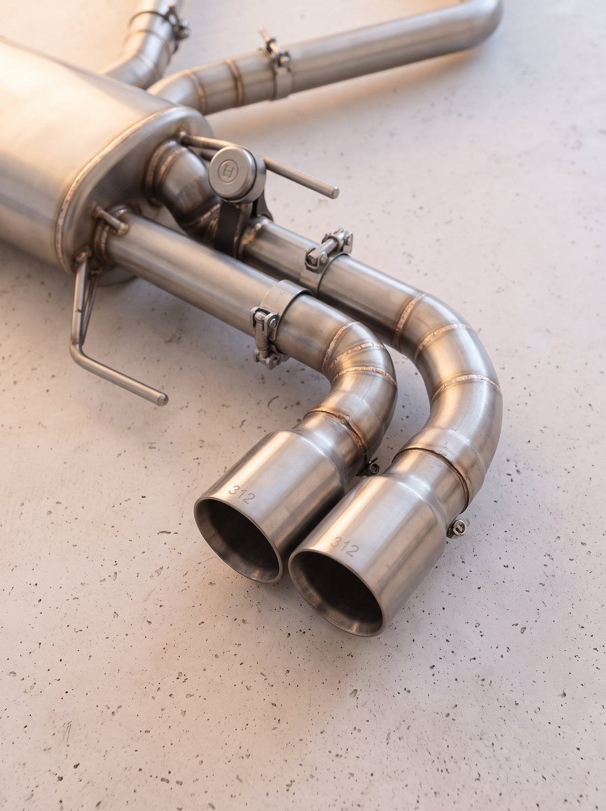 Ligne d'échappement à clapets ROG pour Alfa Romeo 8C Competizione V8