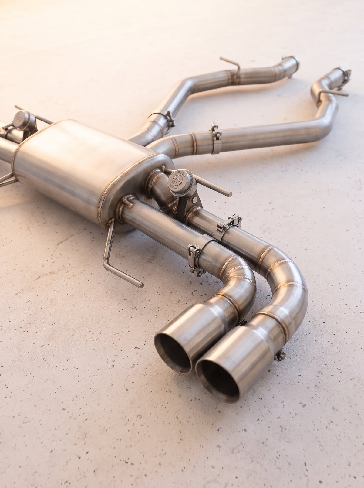 Ligne d'échappement à clapets ROG pour Alfa Romeo 8C Competizione V8
