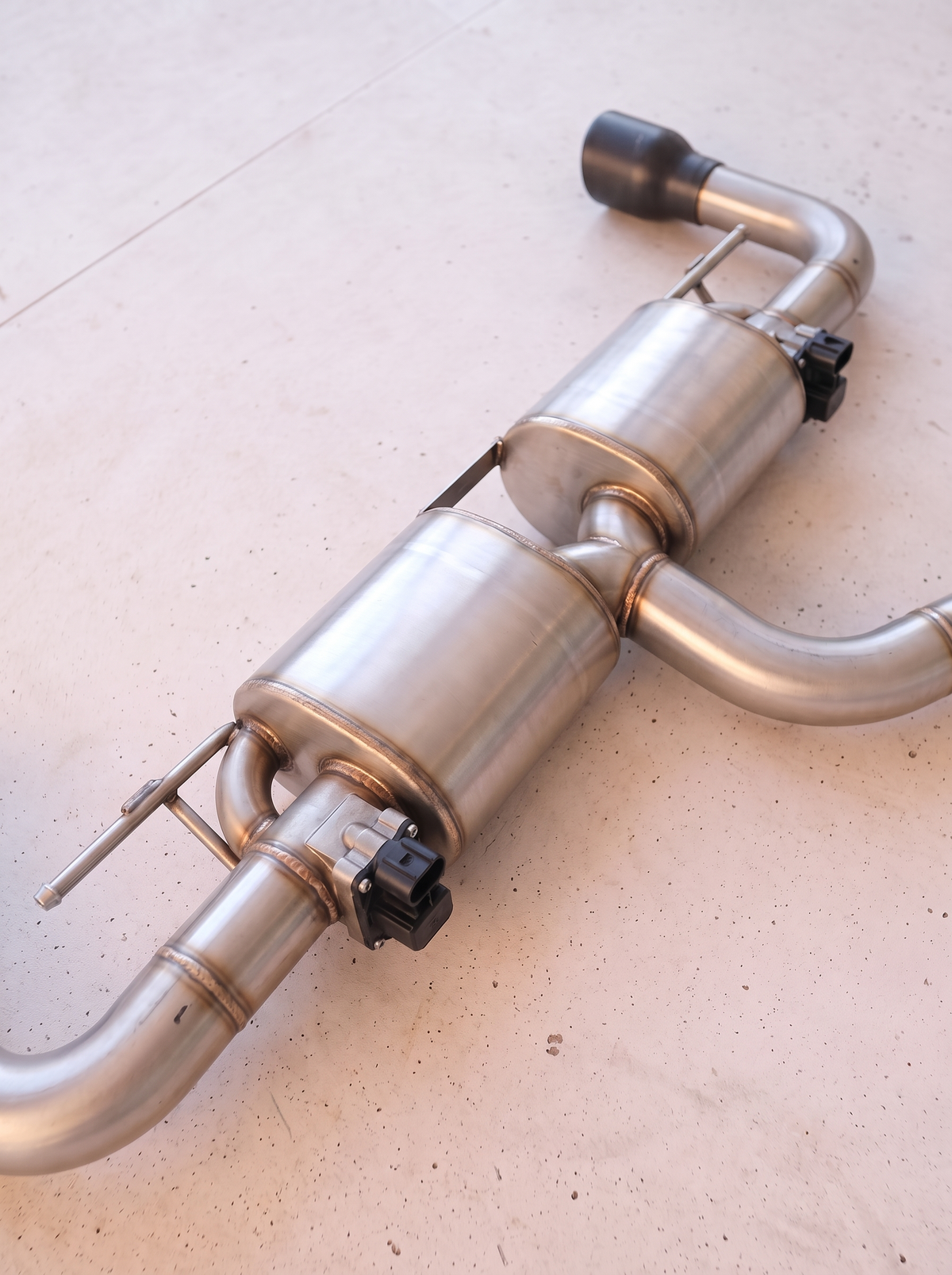 Silencieux arrière inox de la ligne d'échappement ROG pour Audi A3 8Y 2.0 TFSI