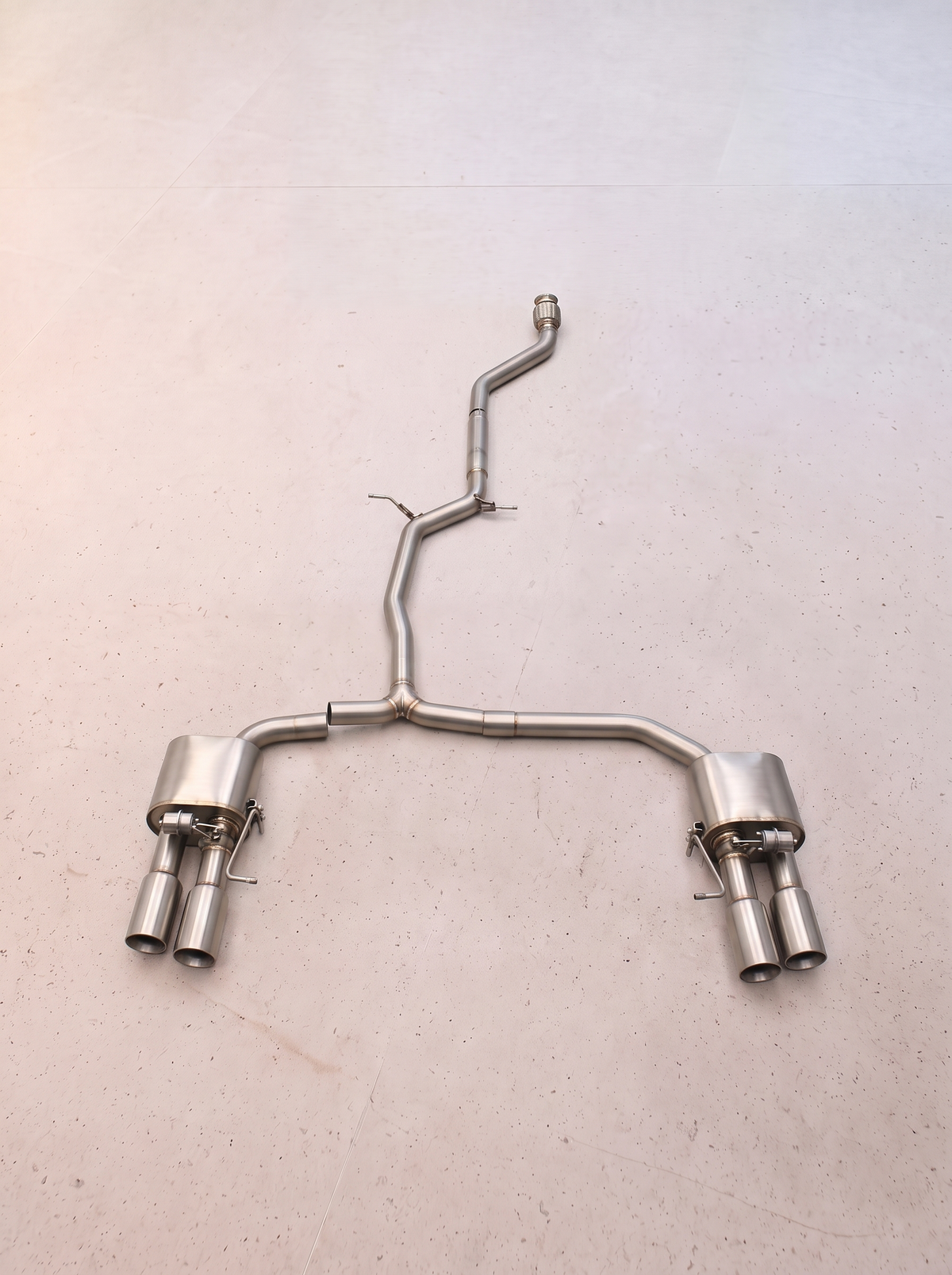 Ligne d'échappement inox à clapets ROG pour Audi A4 / A5 B9 2.0 TFSI