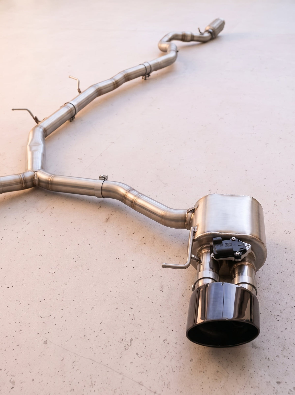 Ligne d'échappement à clapets ROG pour Audi Q3 F3