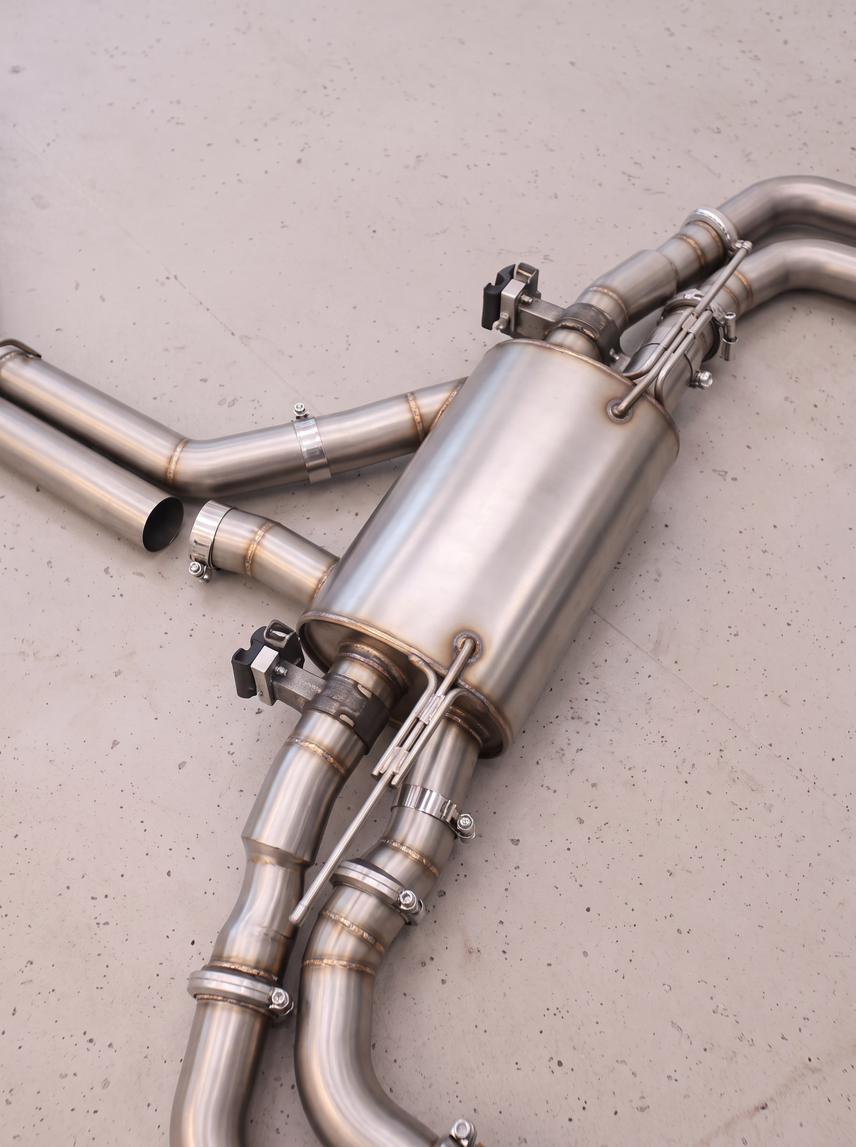 Silencieux arrière inox de la ligne d'échappement ROG pour Audi SQ5 FY 3.0 TFSI V6