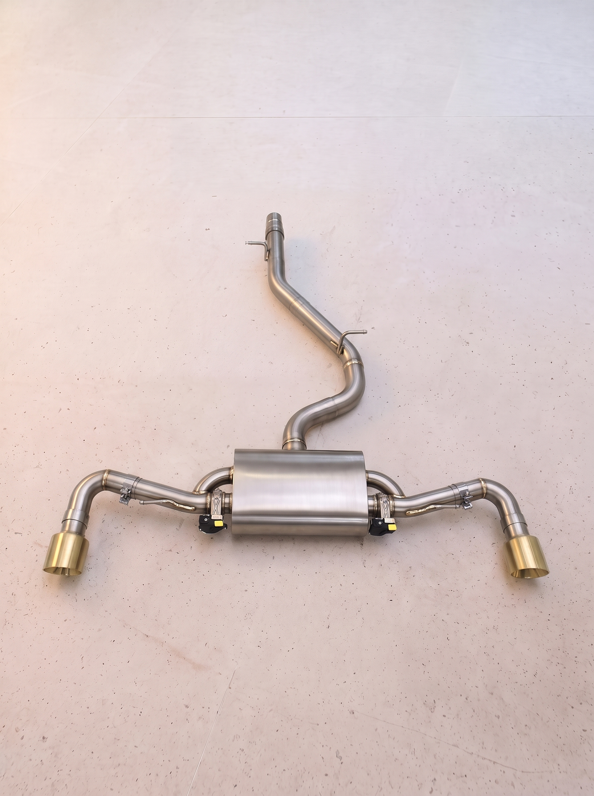 Ligne d'échappement inox à clapets ROG pour Audi TTS 8S 2.0 TFSI