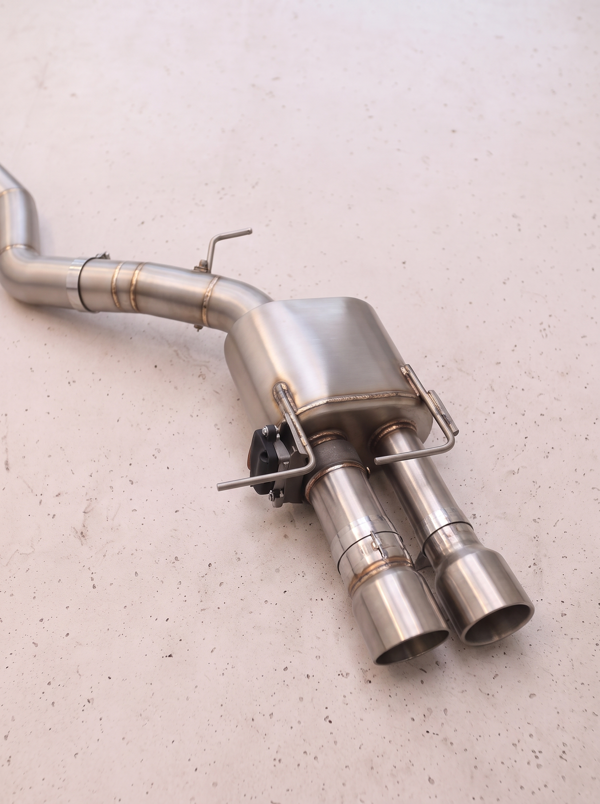 Silencieux arrière inox de la ligne d'échappement ROG pour BMW M5 E60 5.0L
