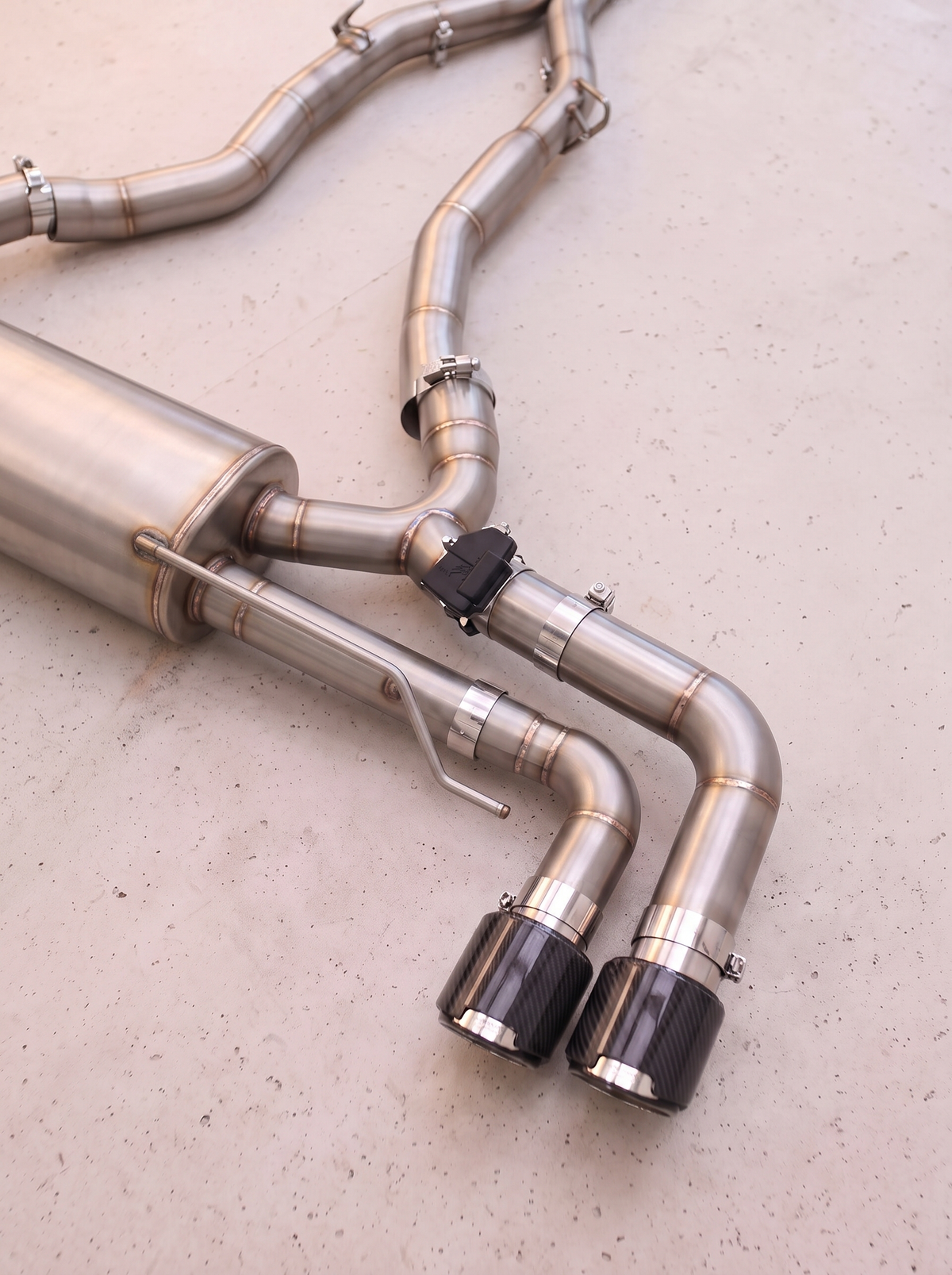 Silencieux arrière inox de la ligne d'échappement ROG pour BMW X7 M60i G07 4.4TT