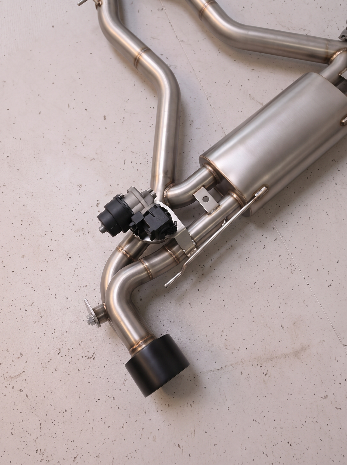 Silencieux arrière inox de la ligne d'échappement ROG pour BMW XM S68 G09 V8 4.4T PHEV