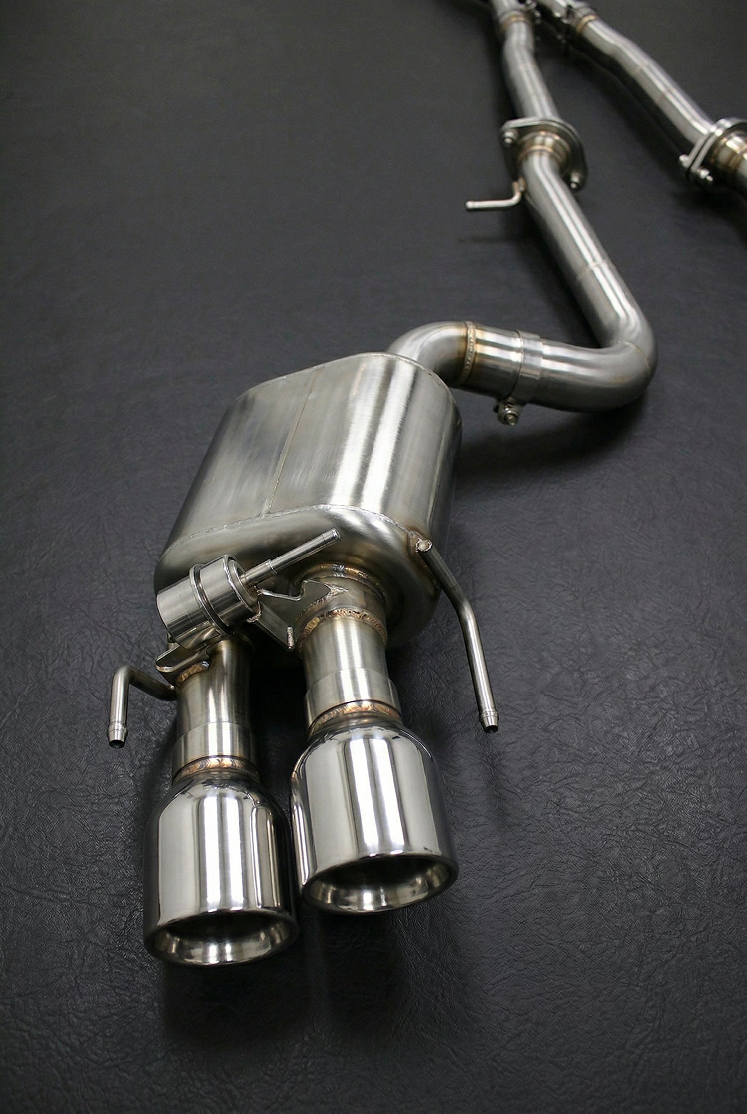 Ligne d'échappement LEXUS GS F V8