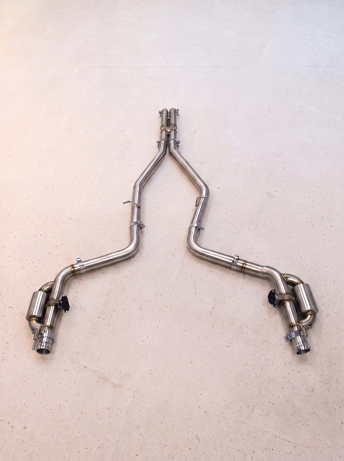 Ligne d'échappement inox à clapets ROG pour Dodge Challenger R / T V8 5.7