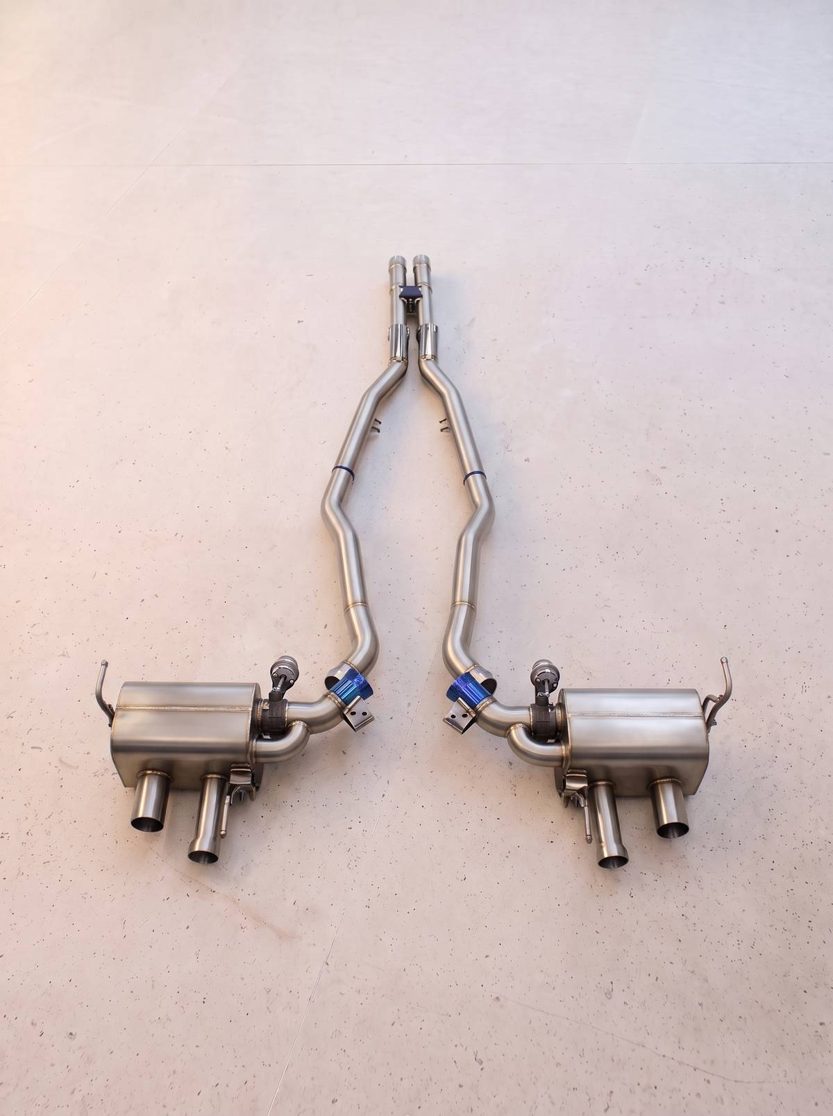 Ligne d'échappement inox à clapets ROG pour Ferrari FF 6.3 V12
