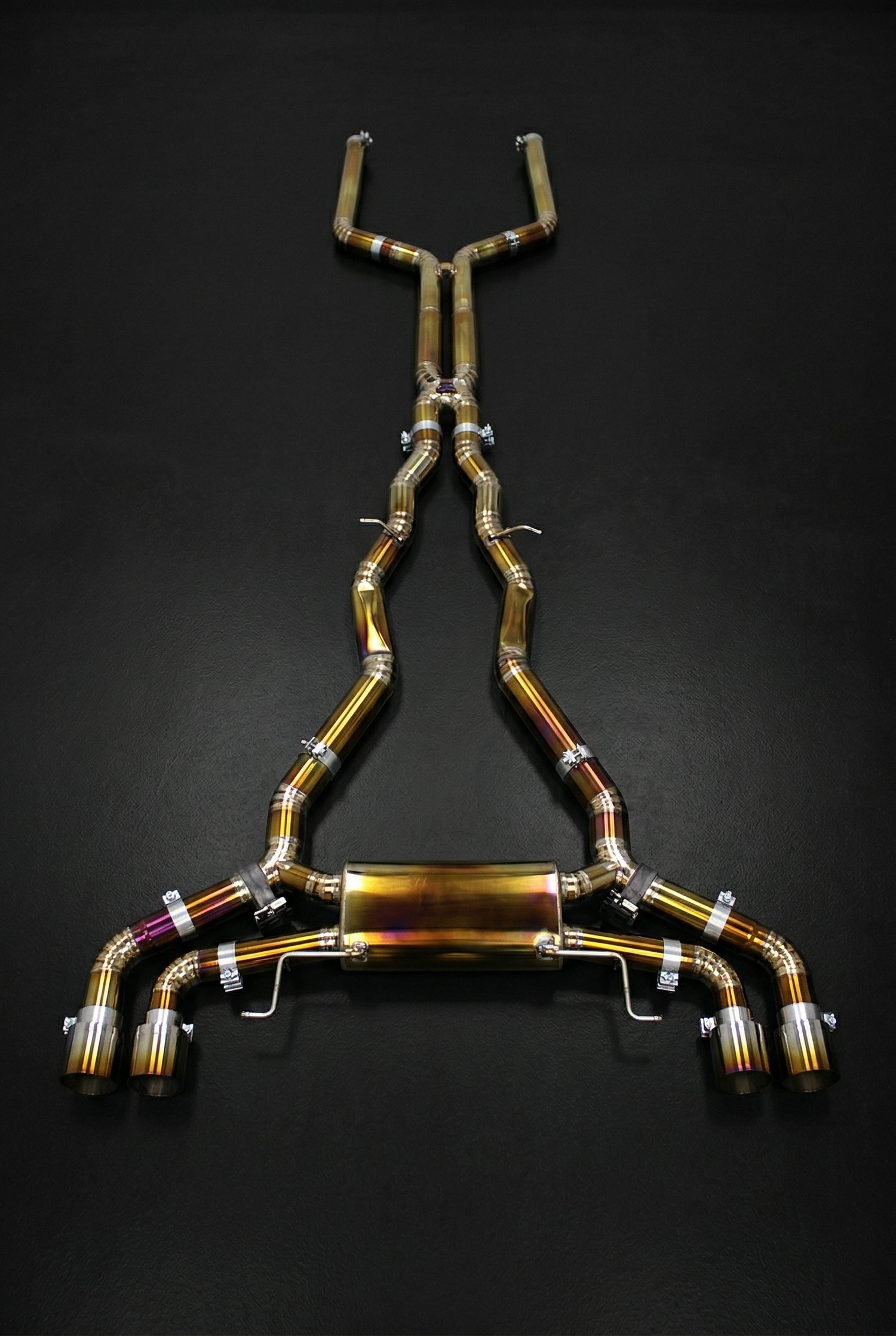 Ligne d'échappement BMW M8 F91 / F92 / F93