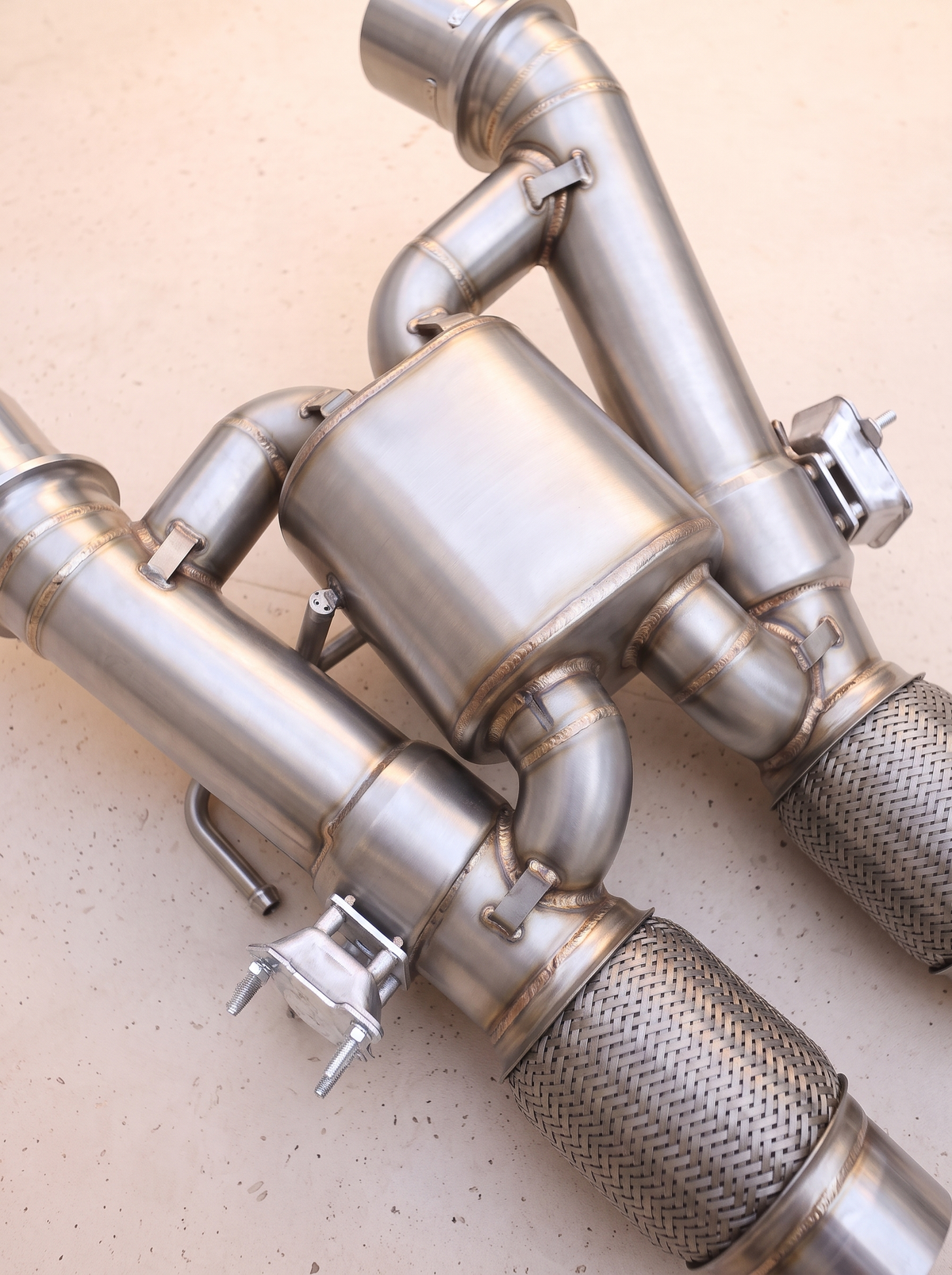 Silencieux arrière inox de la ligne d'échappement ROG pour McLaren Artura Spider 3.0 V6