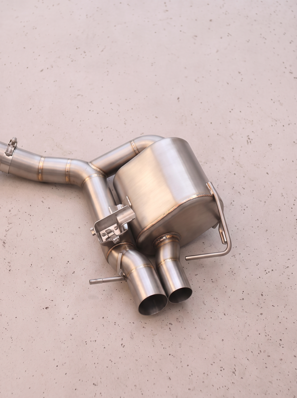 Silencieux arrière inox de la ligne d'échappement ROG pour Mercedes-AMG C63 / C63 S W205 4.0 V8