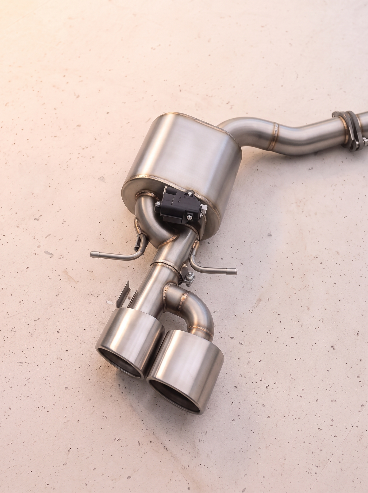 Silencieux arrière inox de la ligne d'échappement ROG pour Mercedes-AMG E55 W211 5.4 V8