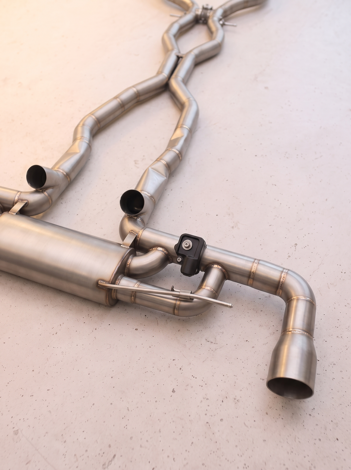 Silencieux arrière inox de la ligne d'échappement ROG pour Mercedes-AMG GLC63 / GLC63 S X253 4.0 V8