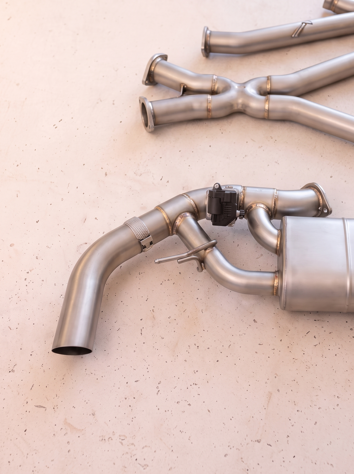 Silencieux arrière inox de la ligne d'échappement ROG pour Mercedes-AMG GLE43 W166 3.0 V6