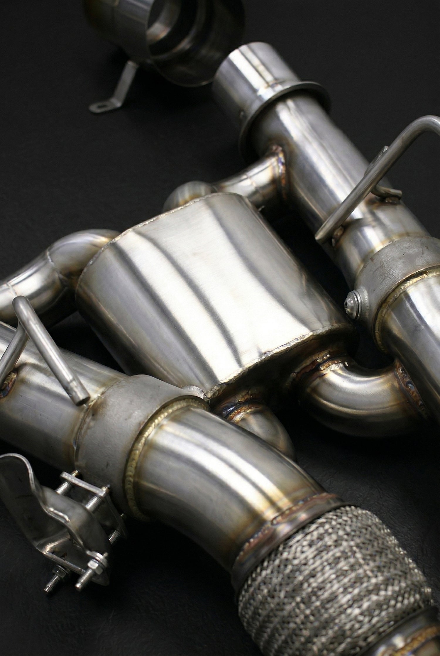 Ligne d'échappement MCLAREN ARTURA V6 HYBRID