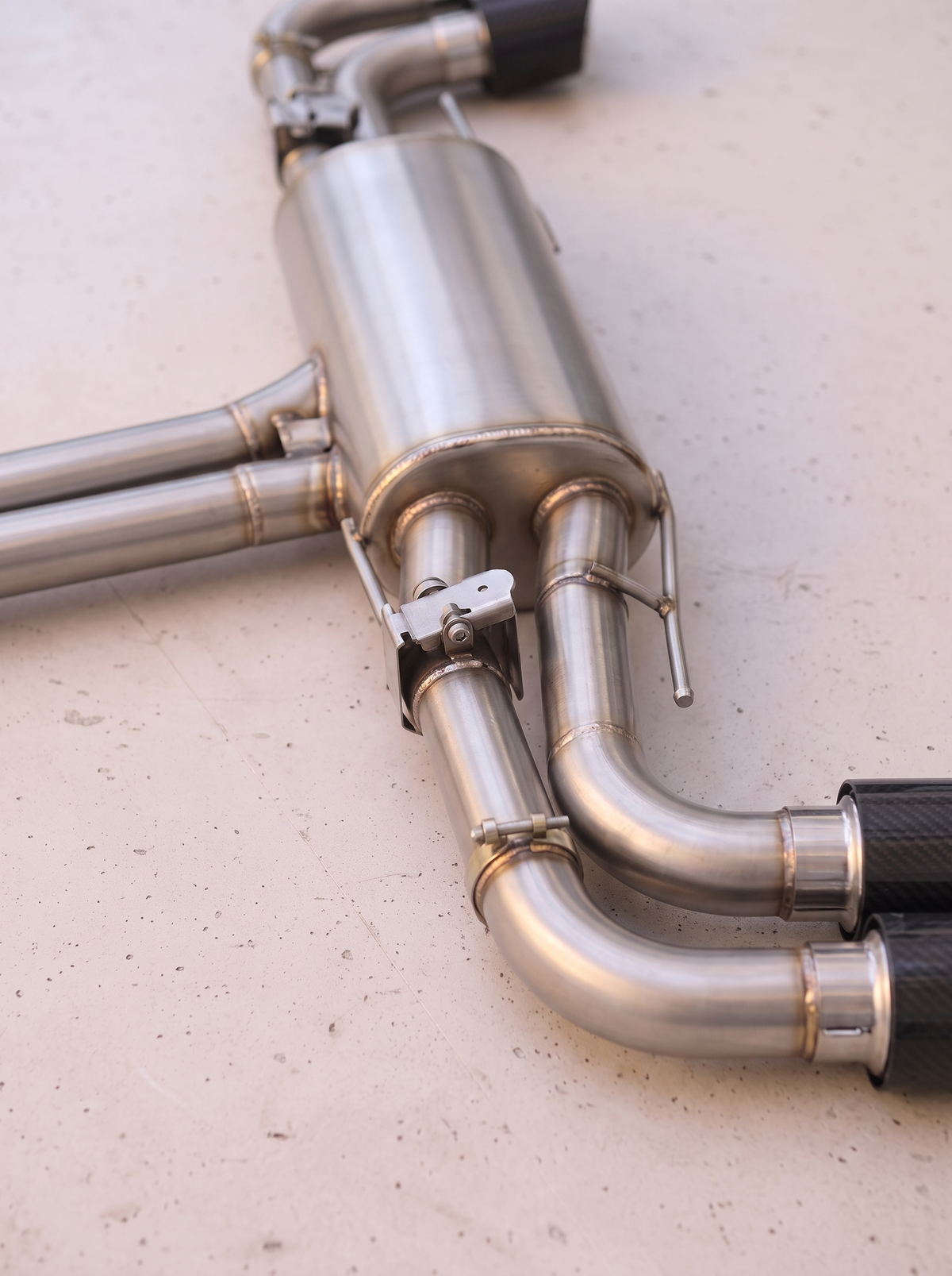 Silencieux arrière inox de la ligne d'échappement ROG pour Porsche Cayenne GTS 9YA 4.0 V8