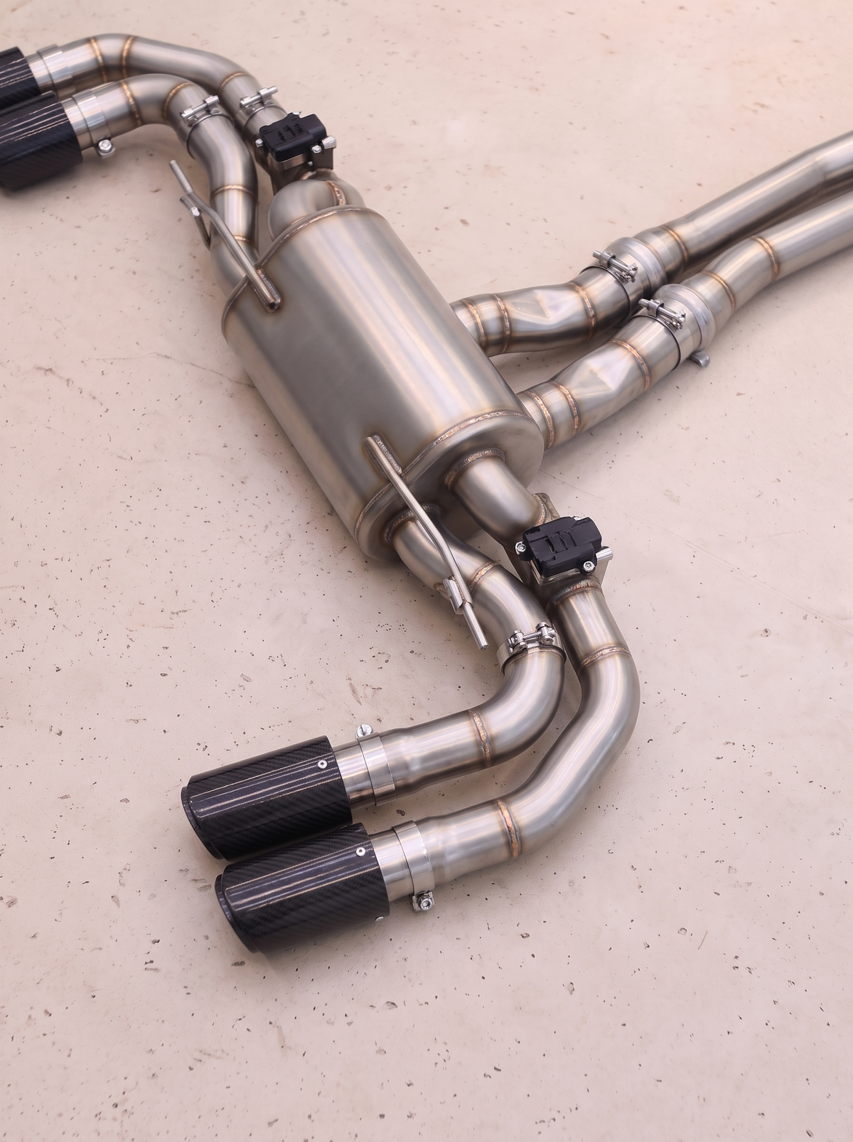 Silencieux arrière inox de la ligne d'échappement ROG pour Porsche Cayenne Turbo 9YA 4.0 V8