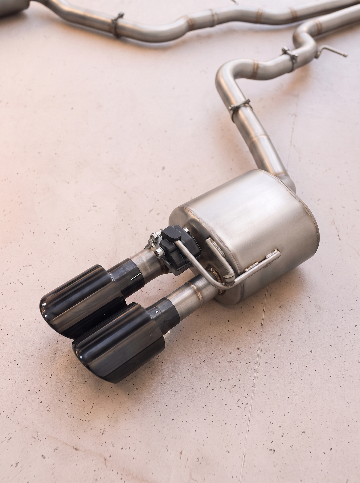 Silencieux arrière inox de la ligne d'échappement ROG pour Porsche Panamera 976 2.9 V6