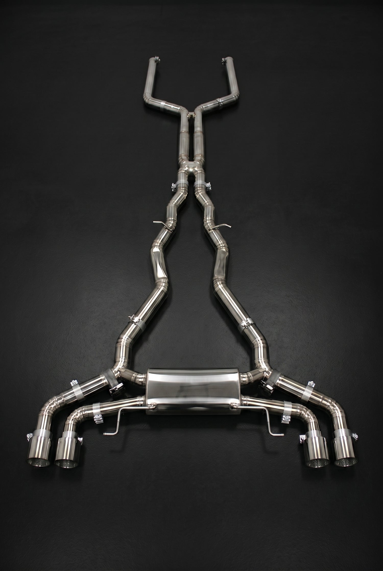 Ligne d'échappement BMW M8 F91 / F92 / F93